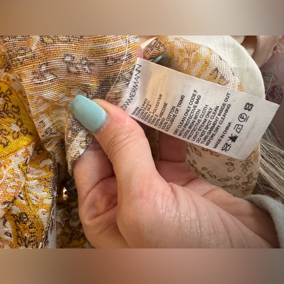 ZIMMERMANN
Zippy Billow Dress
$1,995 Golden Paisley size 3 large - Picture 10 of 10